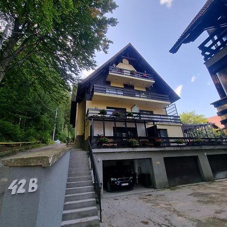 Apartament Kalinderu K1 Bușteni Bagian luar foto