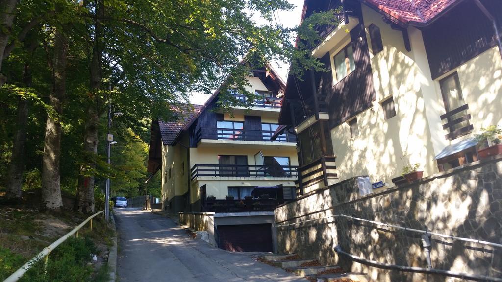 Apartament Kalinderu K1 Bușteni Ruang foto